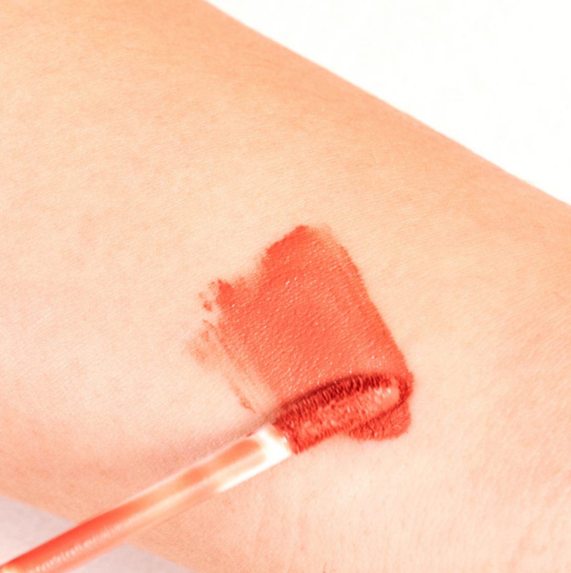 Love Velvet Moisture Lipgloss 1. Butterfly